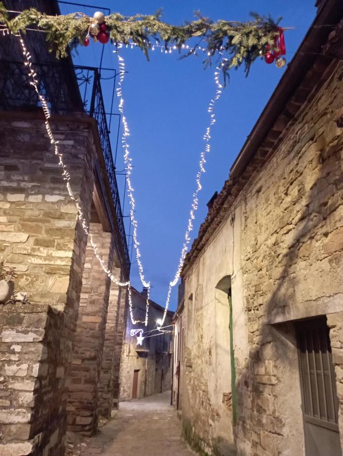 Ambrosia Hostel Alessandria del Carretto Екстер'єр фото