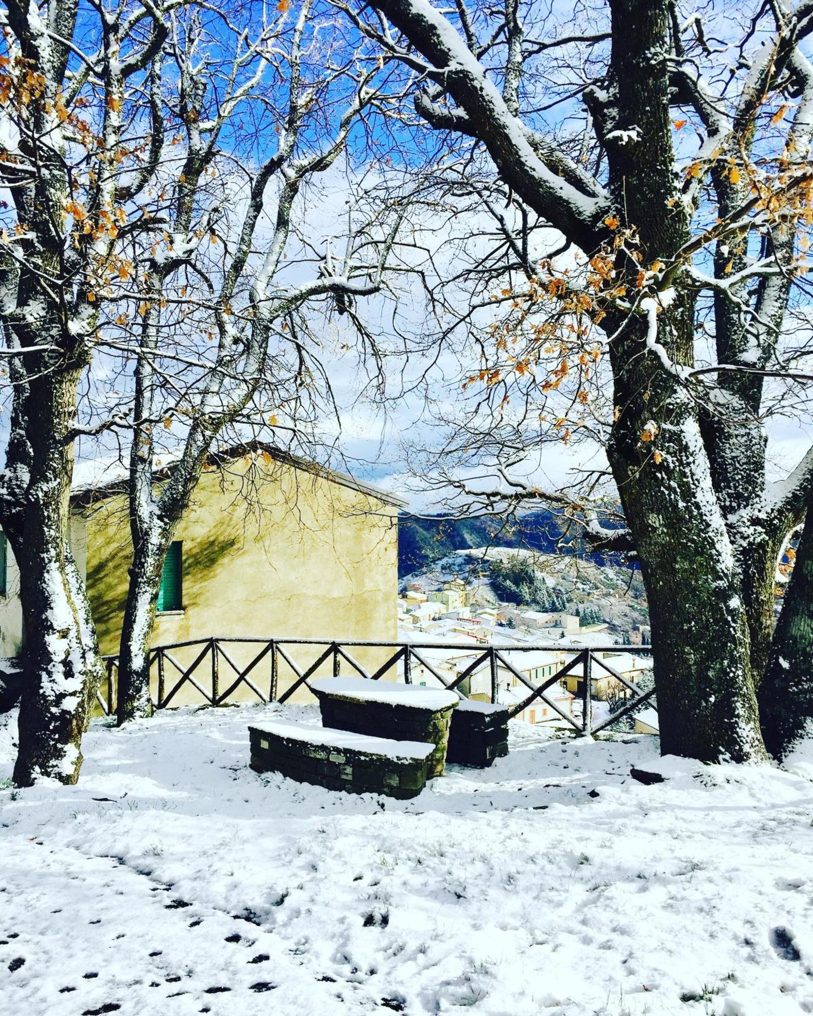Ambrosia Hostel Alessandria del Carretto Екстер'єр фото